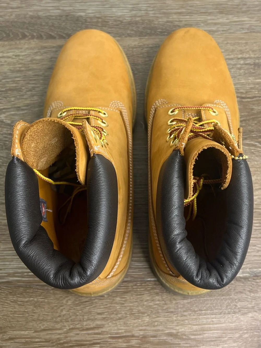 Timberland Premium 6-Inch Waterproof Wheat Nubuck Boots Size 9.5 M Style 10061